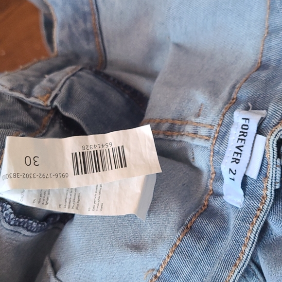 NWT FOREVER 21 jeans sz 30 - Picture 9 of 11
